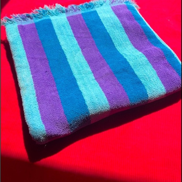 Vintage Striped Cool Tone 60s/70s Cotton Bath Towel by Caldwell - Picture 1 of 5